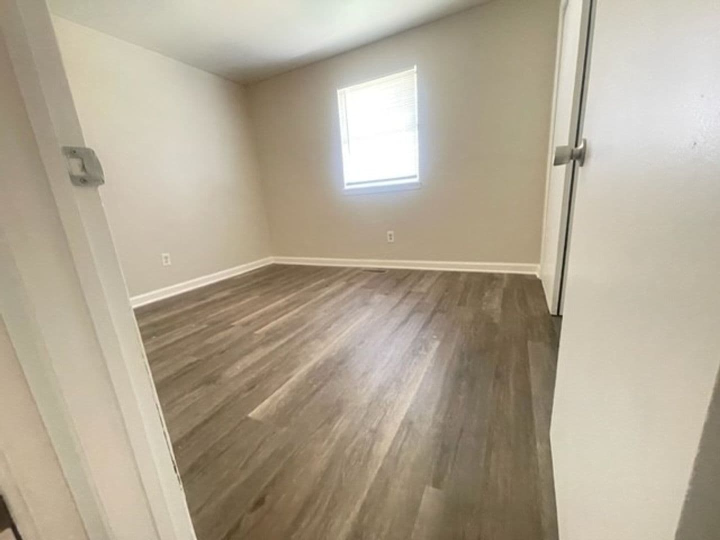 Wichita Apartment: 1029 S Glenn Apt 1 - 4