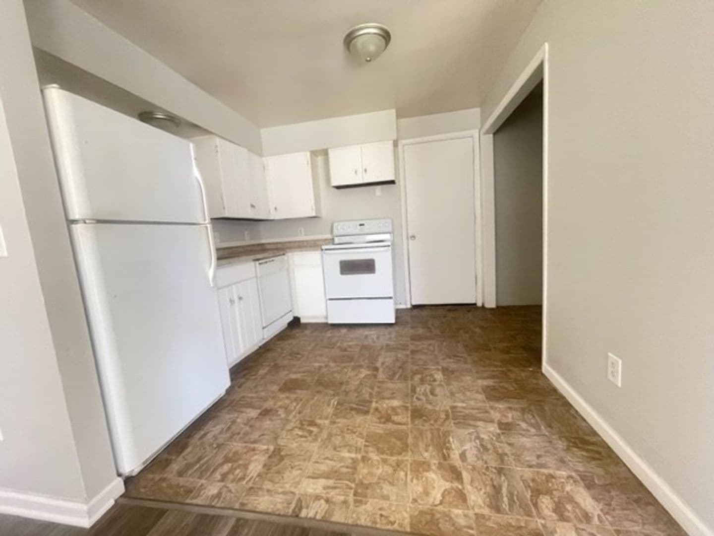 Wichita Apartment: 1029 S Glenn Apt 1 - 4