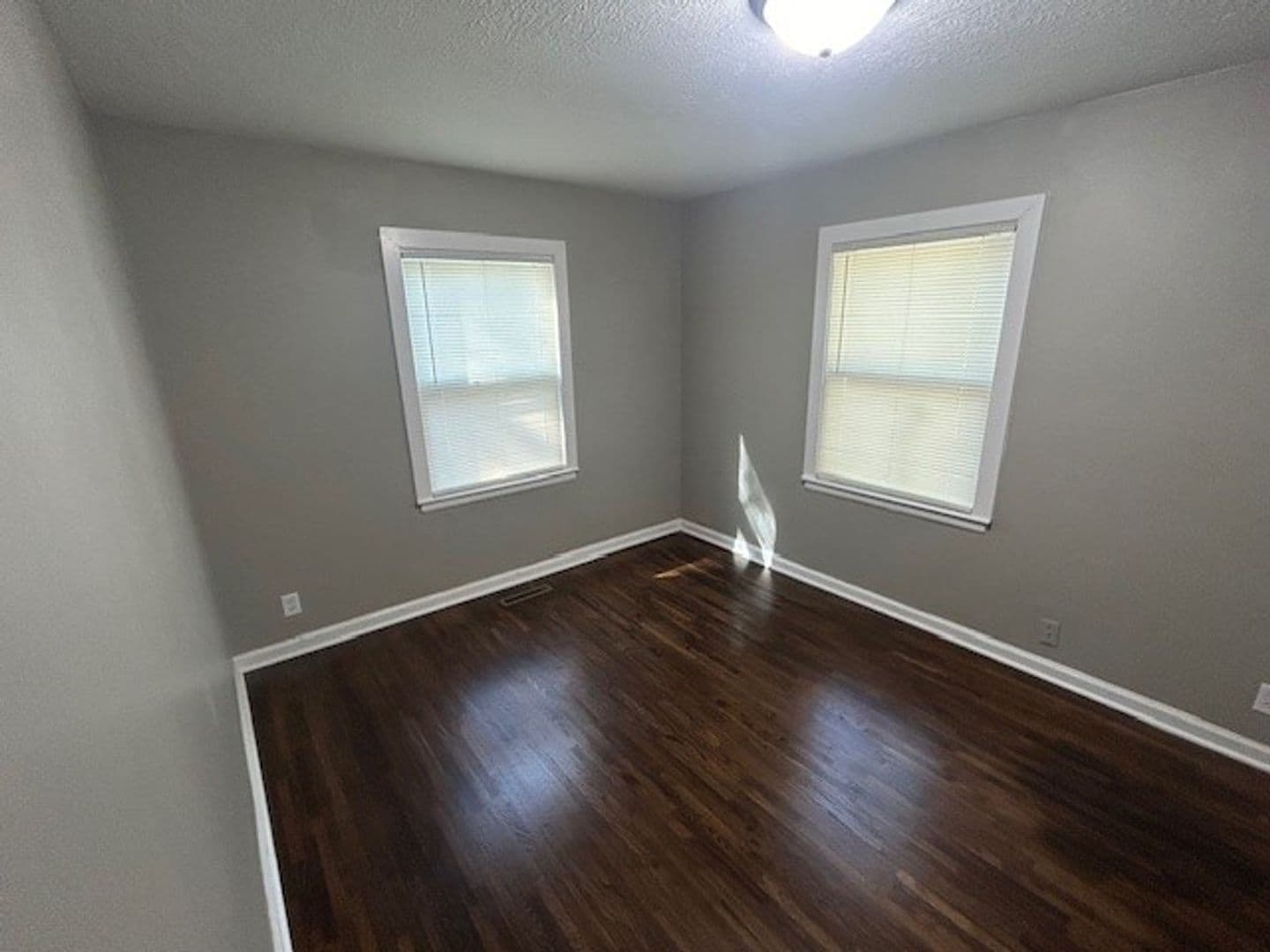 Wichita House: 840 S Pinecrest St