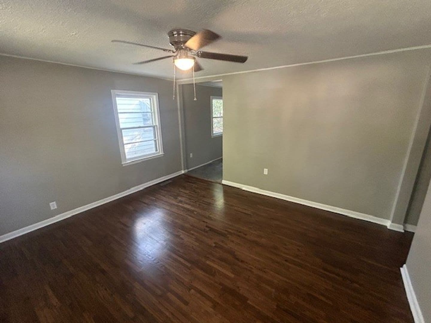 Wichita House: 840 S Pinecrest St