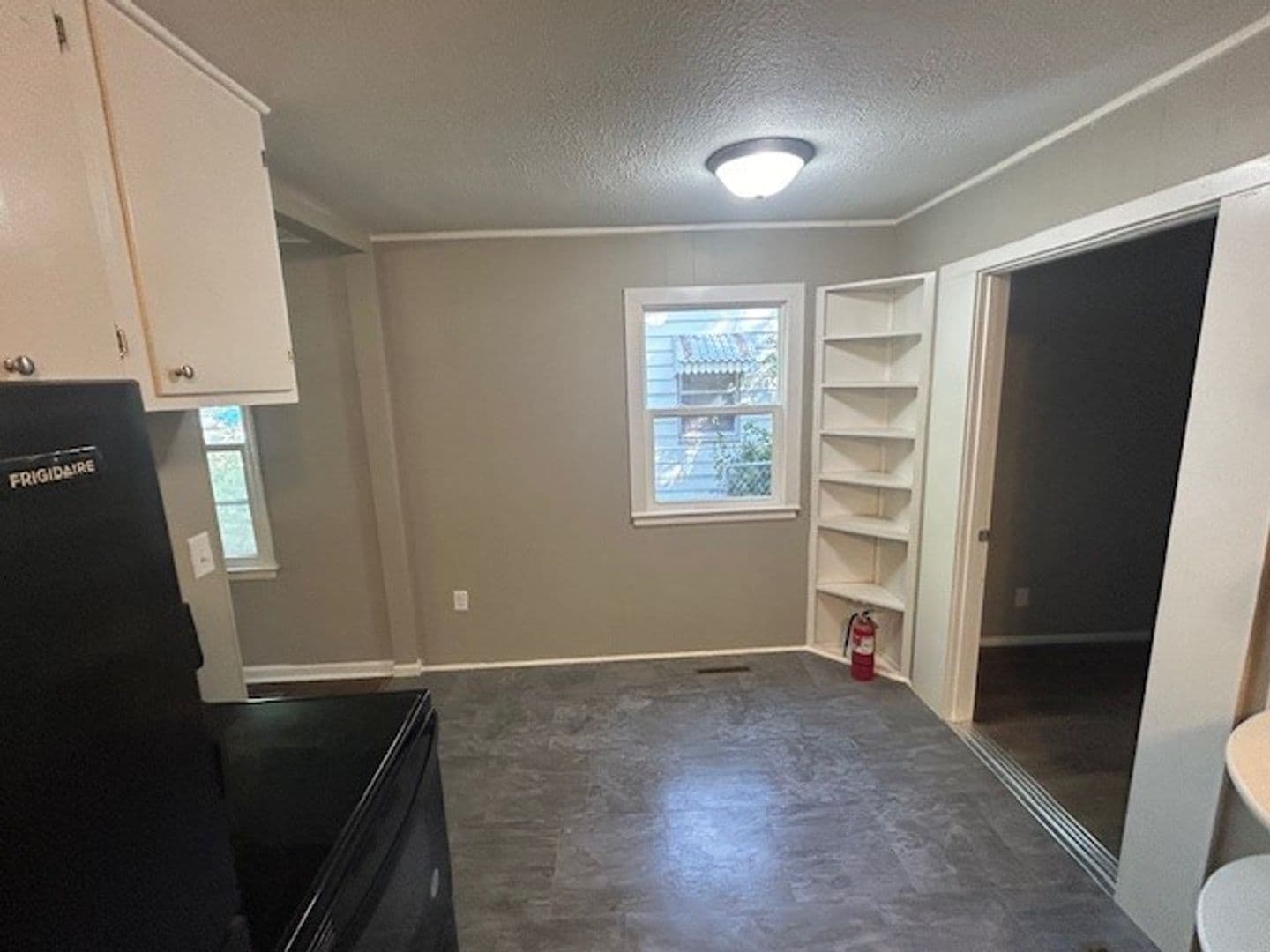 Wichita House: 840 S Pinecrest St