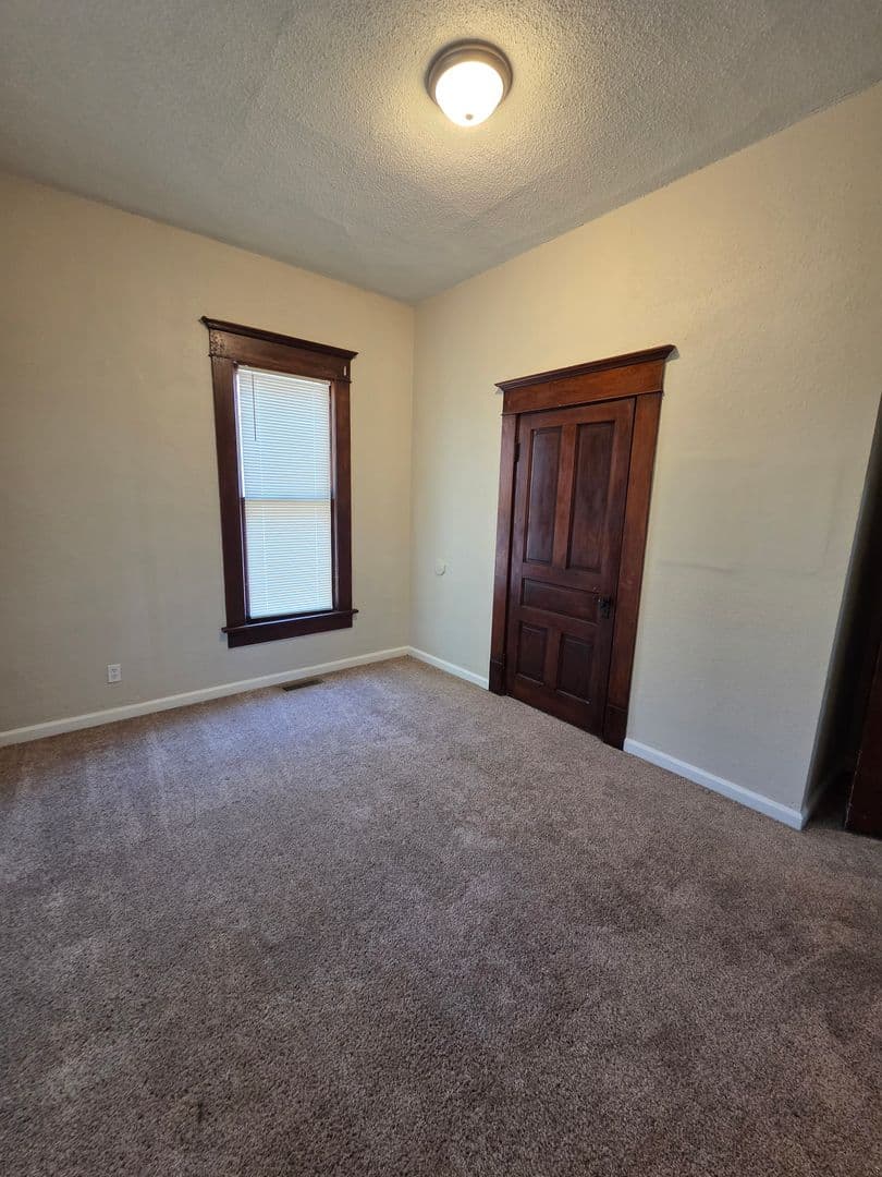 Wichita House: 1530 S Topeka Ave