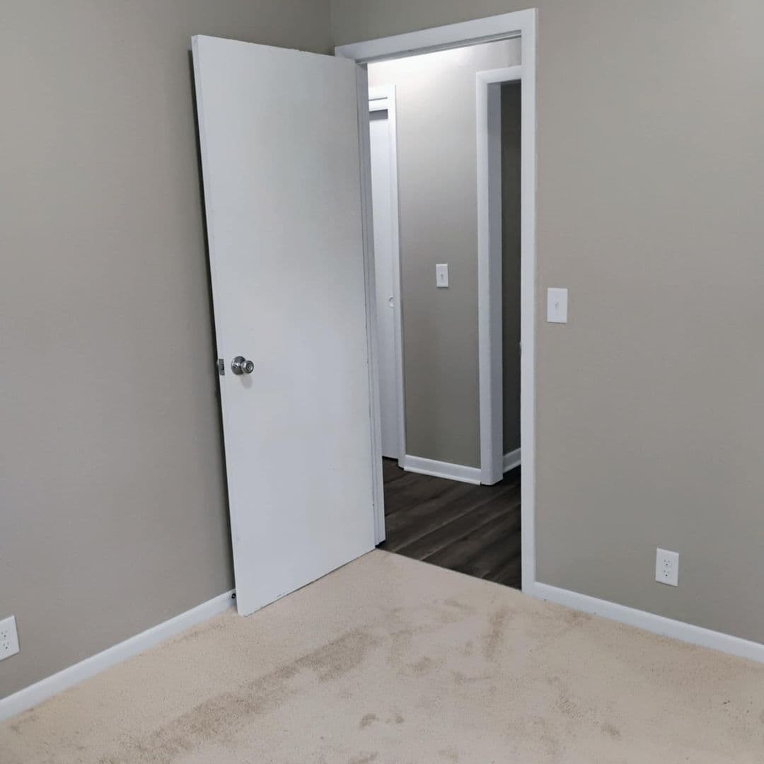 Wichita Apartment: 1512-1514 S St Francis