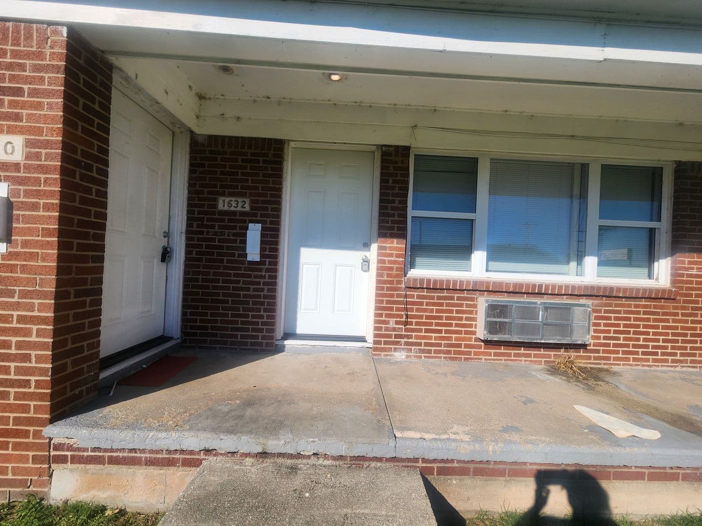 Wichita Apartment: 1630 - 1636 E Jump