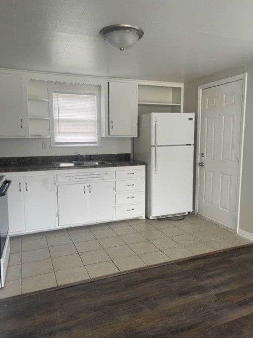 Wichita House: 510 E Kinkaid St
