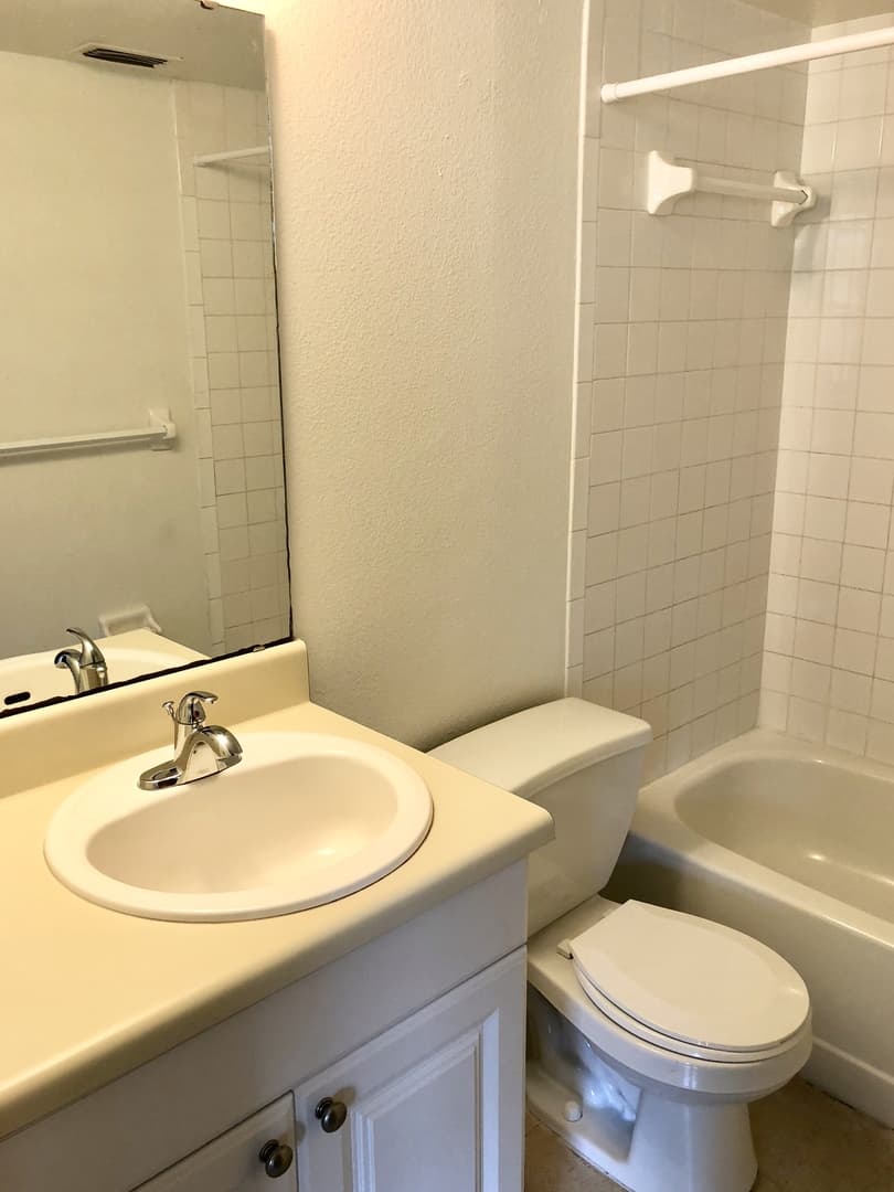 Lakeland Apartment: 819 E Lemon St