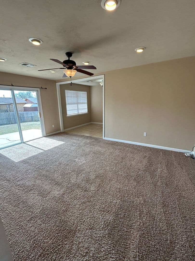 Lawton House: 4625 SE Mieling Drive