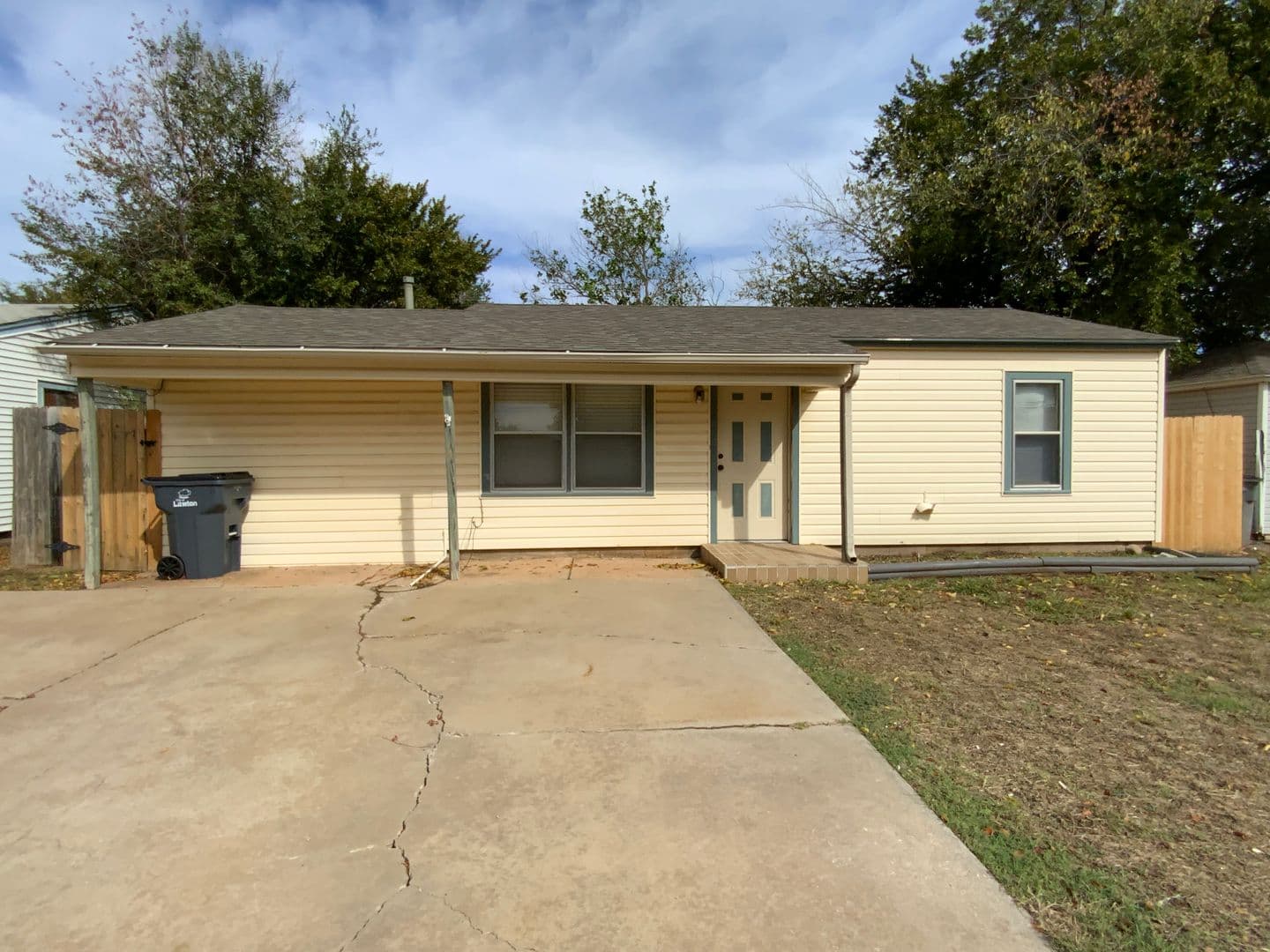 Lawton House: 2815 SW I Ave.