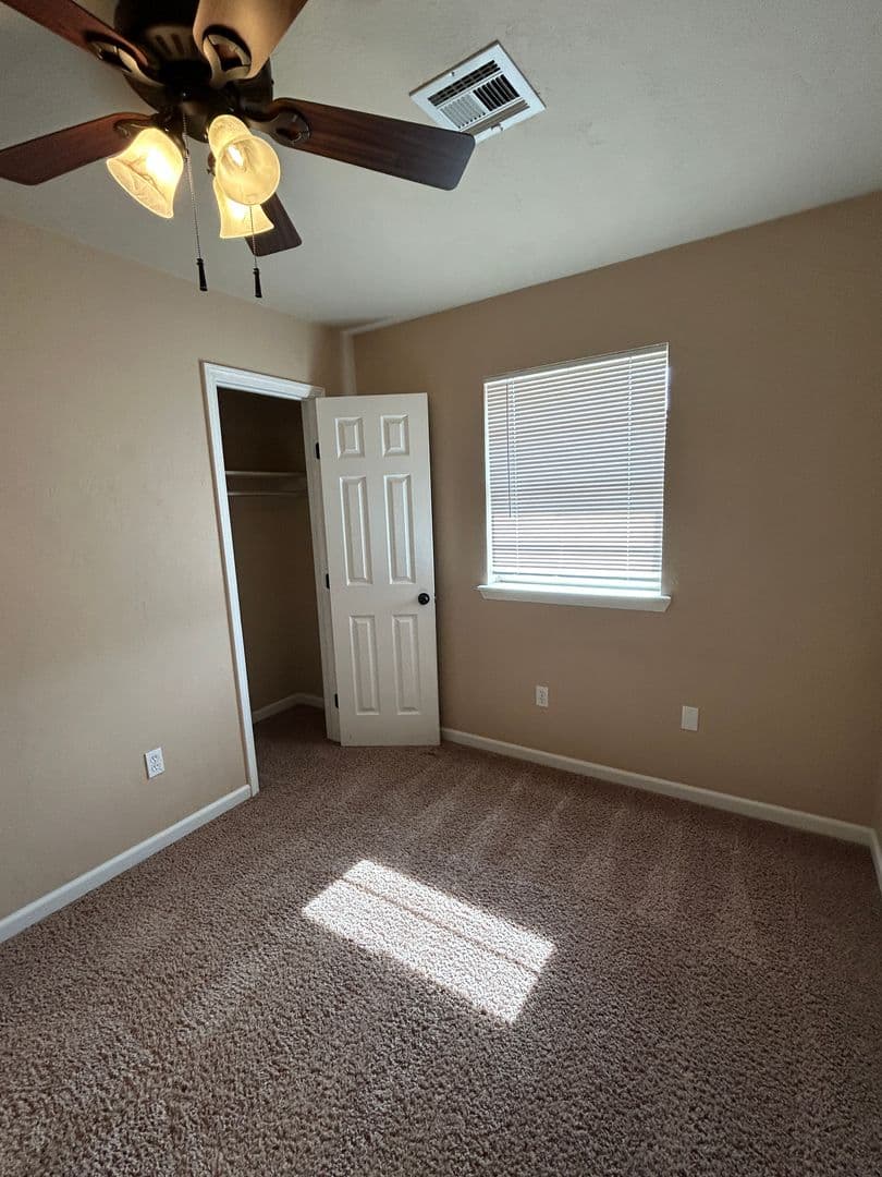 Lawton House: 4625 SE Mieling Drive