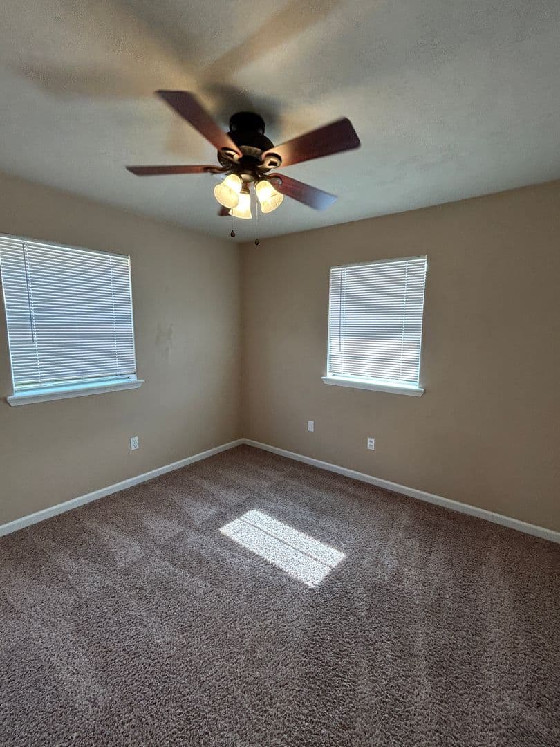 Lawton House: 4625 SE Mieling Drive