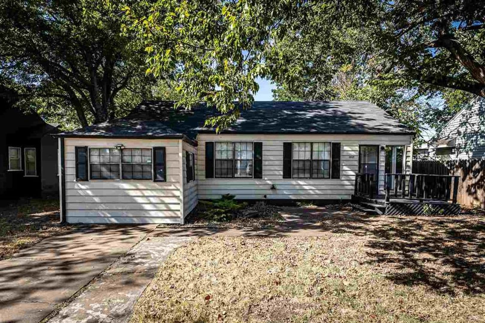 Lawton House: 1707 NW Oak Avenue