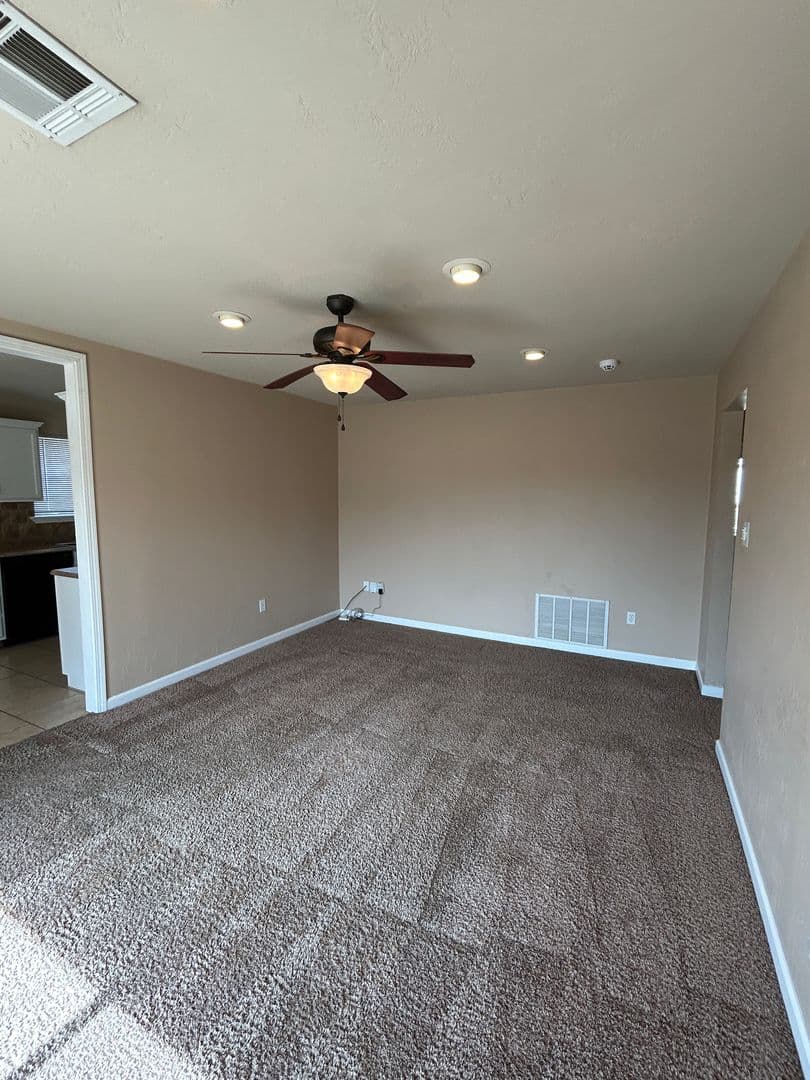 Lawton House: 4625 SE Mieling Drive