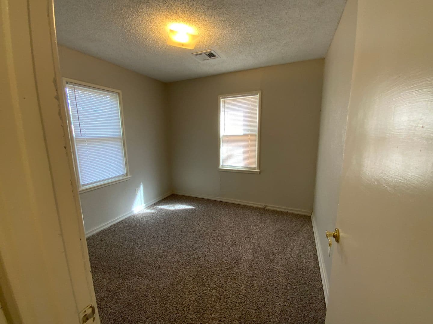 Lawton House: 2815 SW I Ave.