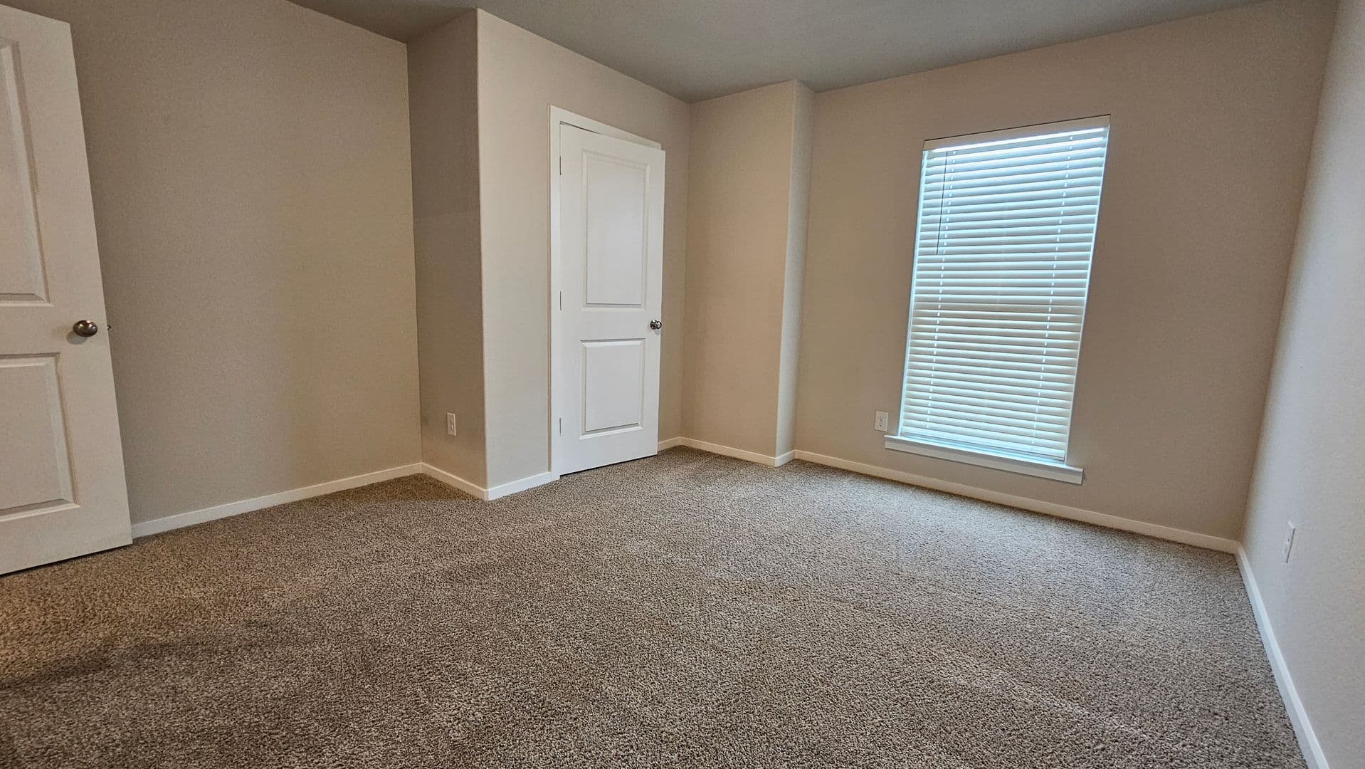 Lubbock Multiplex: 1623 133rd Street - B