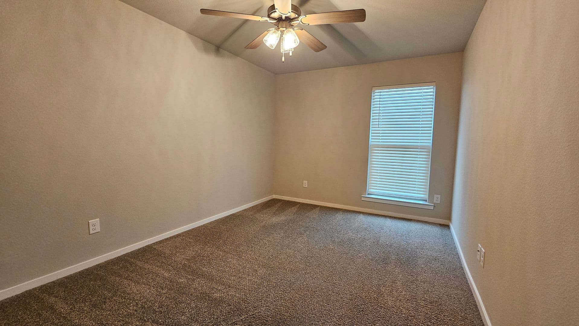 Lubbock Multiplex: 1623 133rd Street - B