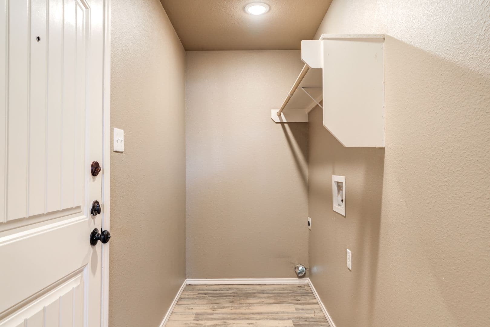 Lubbock House: 2223 E Main