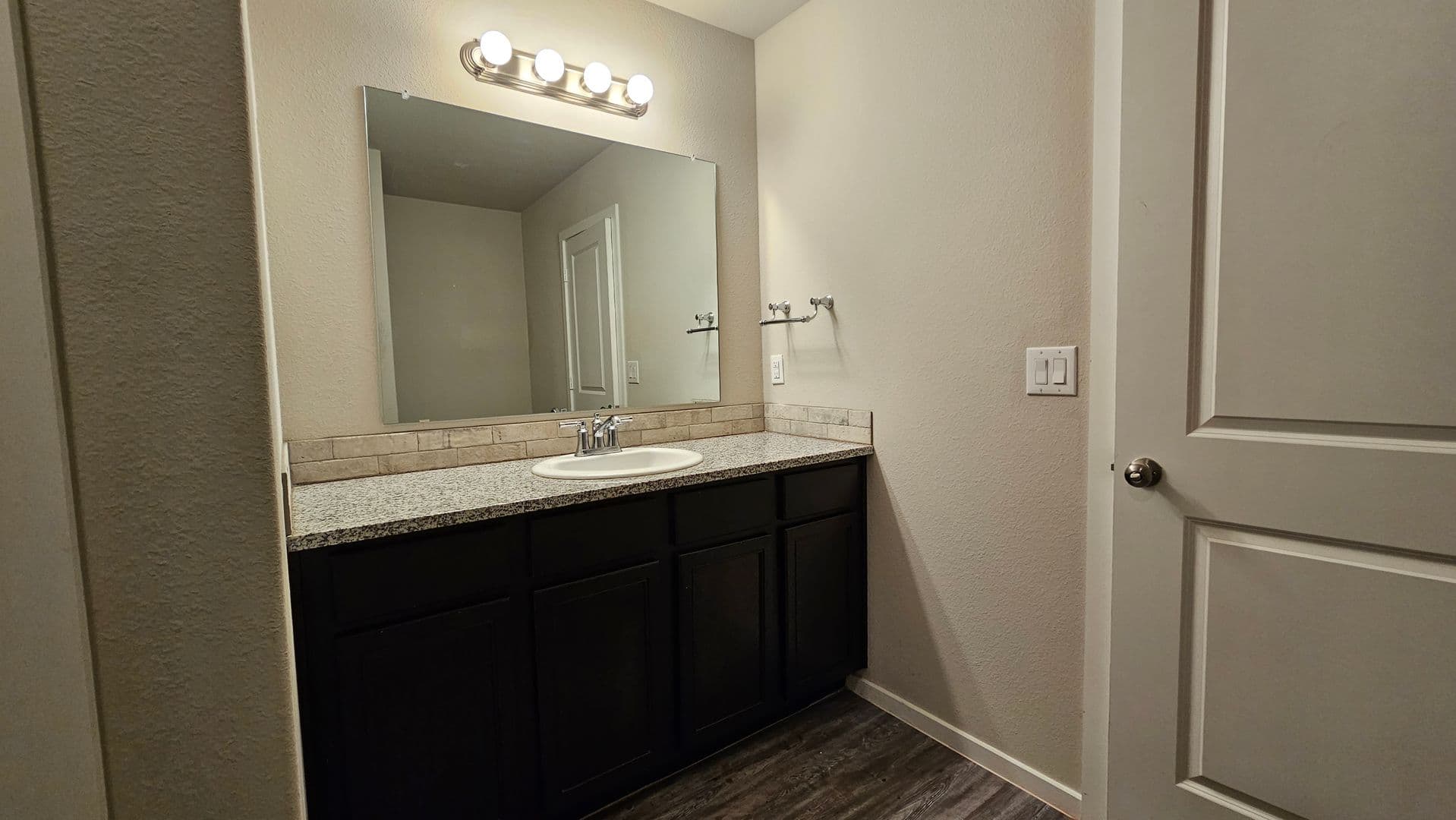 Lubbock Multiplex: 1623 133rd Street - B