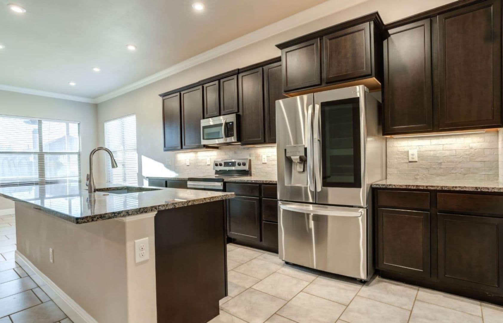Lubbock House: 9808 Urbana Avenue