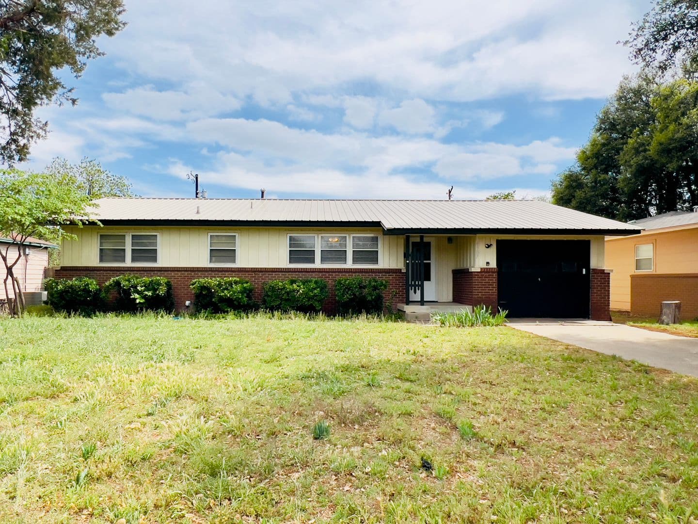 Lubbock House: 4307 40th Street