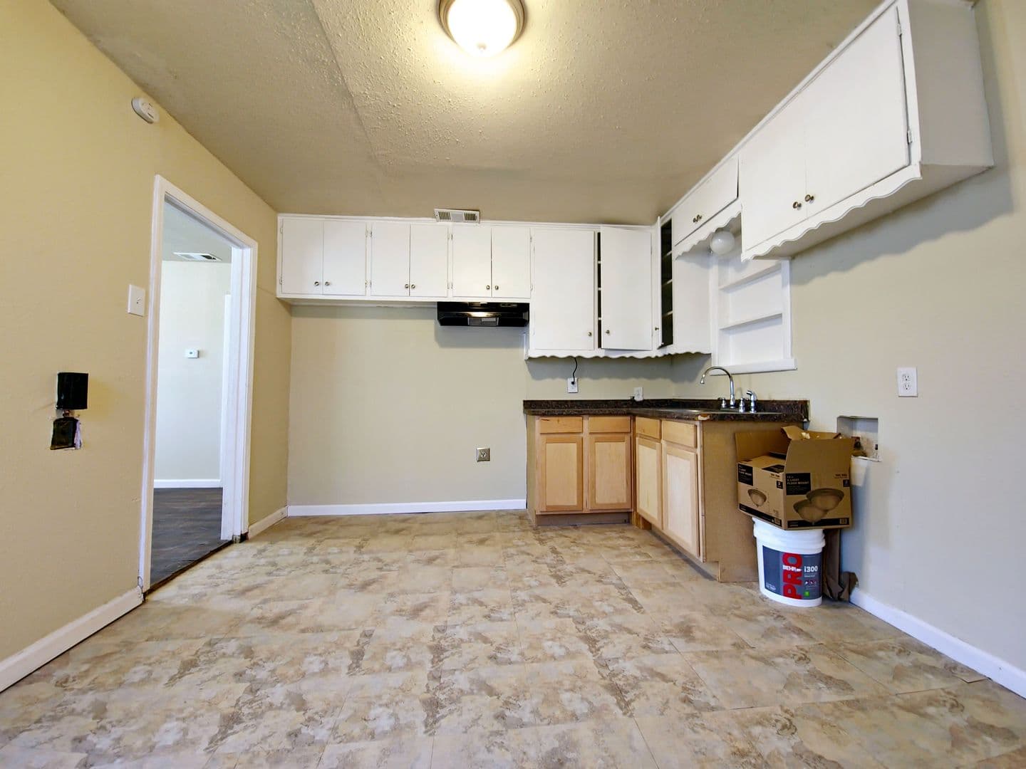 Lubbock House: 419 38th St