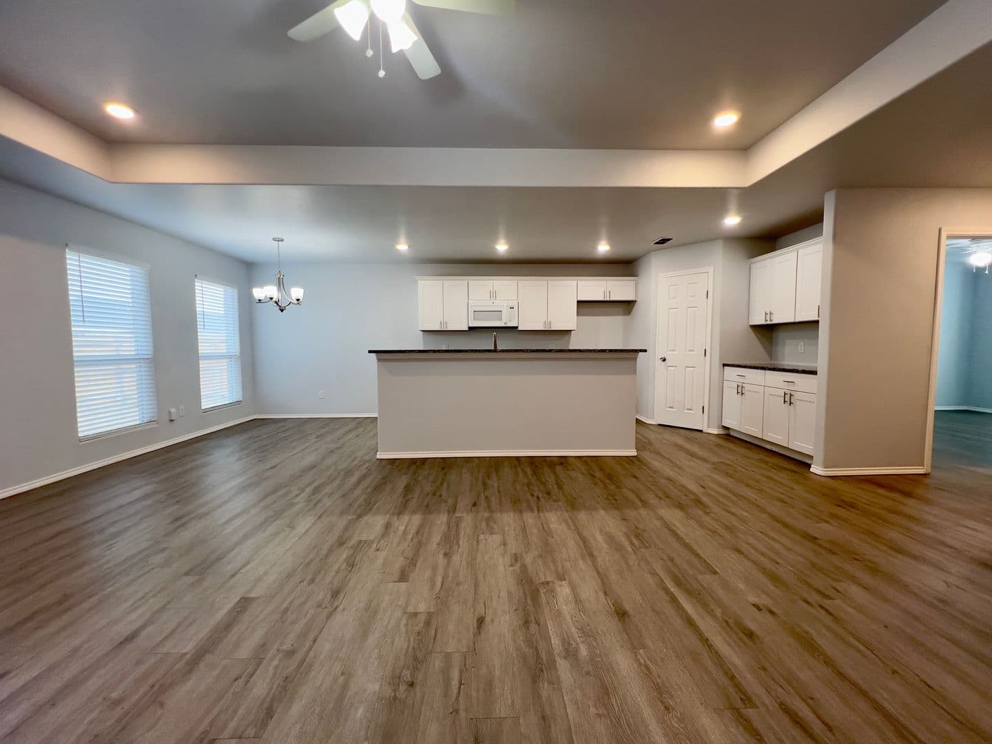 Lubbock House: 8622 10th Place