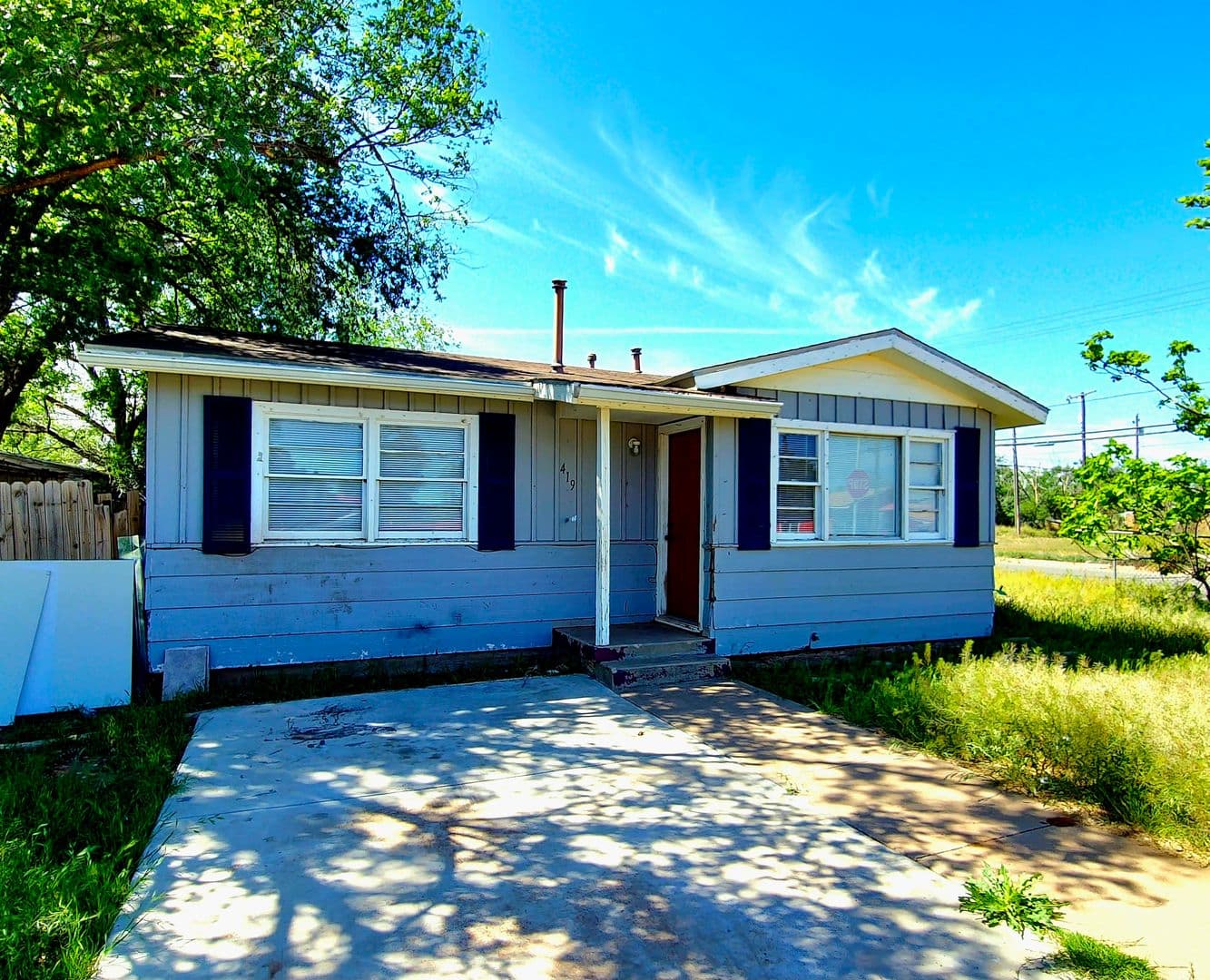 Lubbock House: 419 38th St