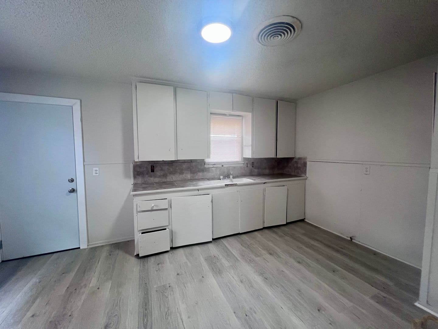 Lubbock House: 2205 Ave K