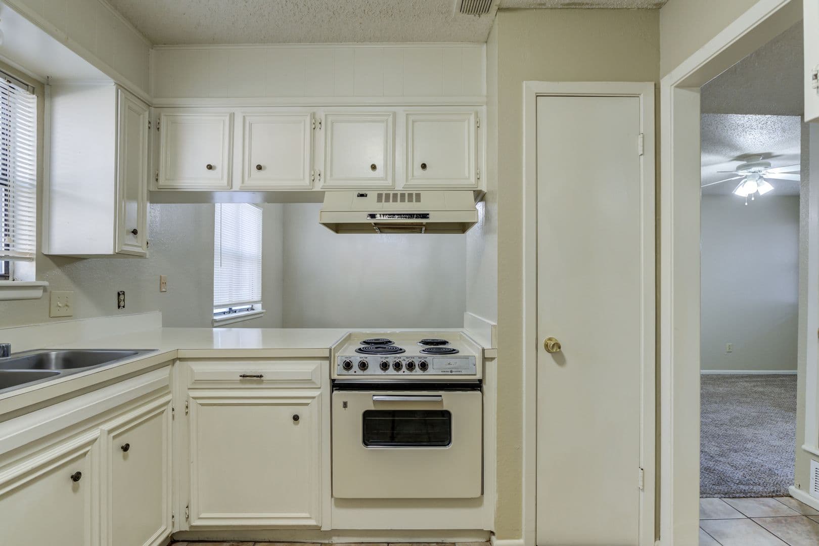 Lubbock Apartment: 4705 Albany Ave.