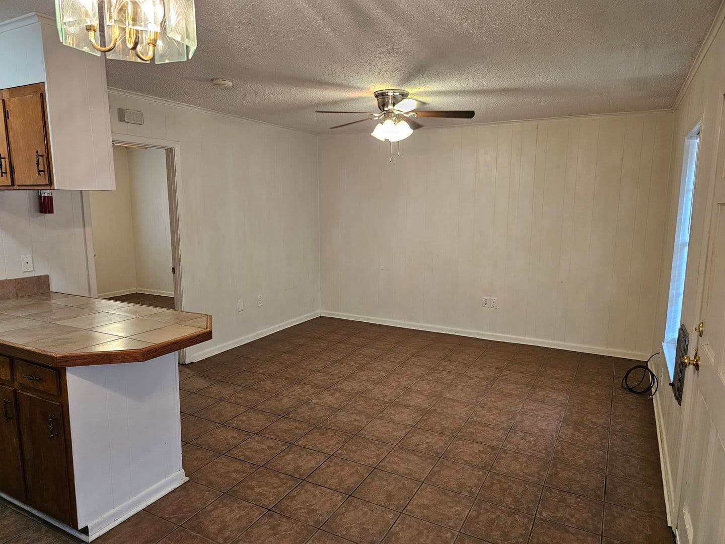 Hammond Apartment: 44188 S. Baptist Road