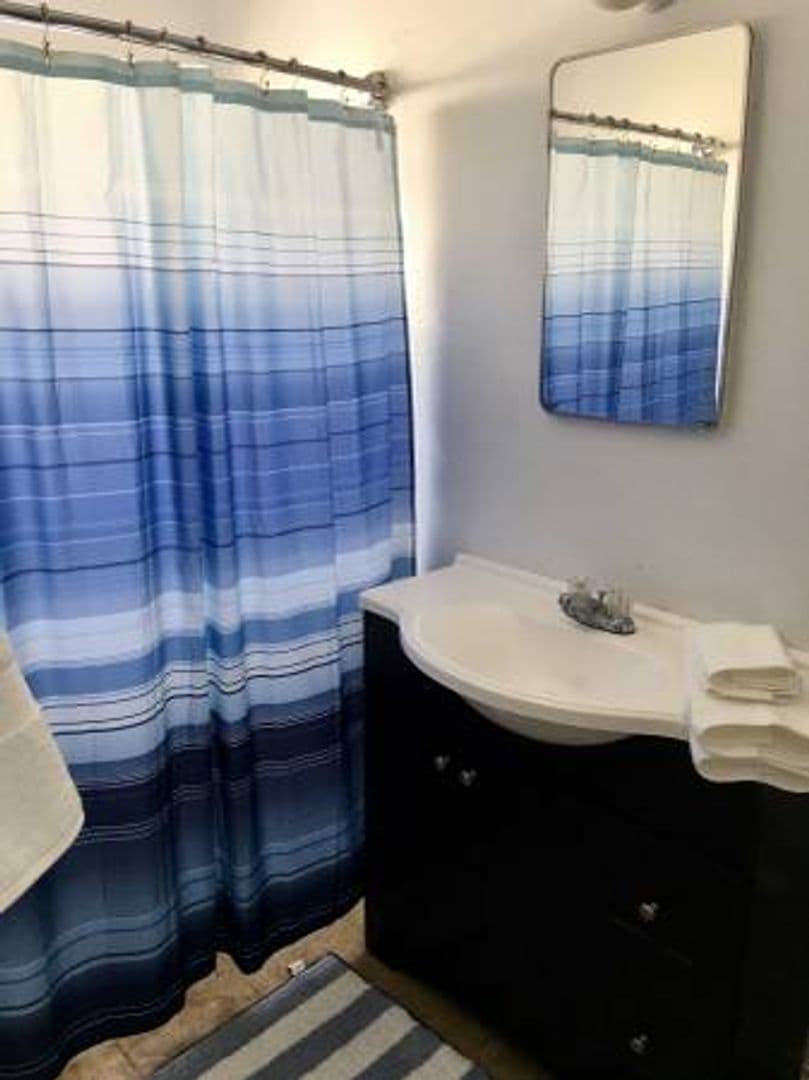 Encinitas House: 712 3rd Street