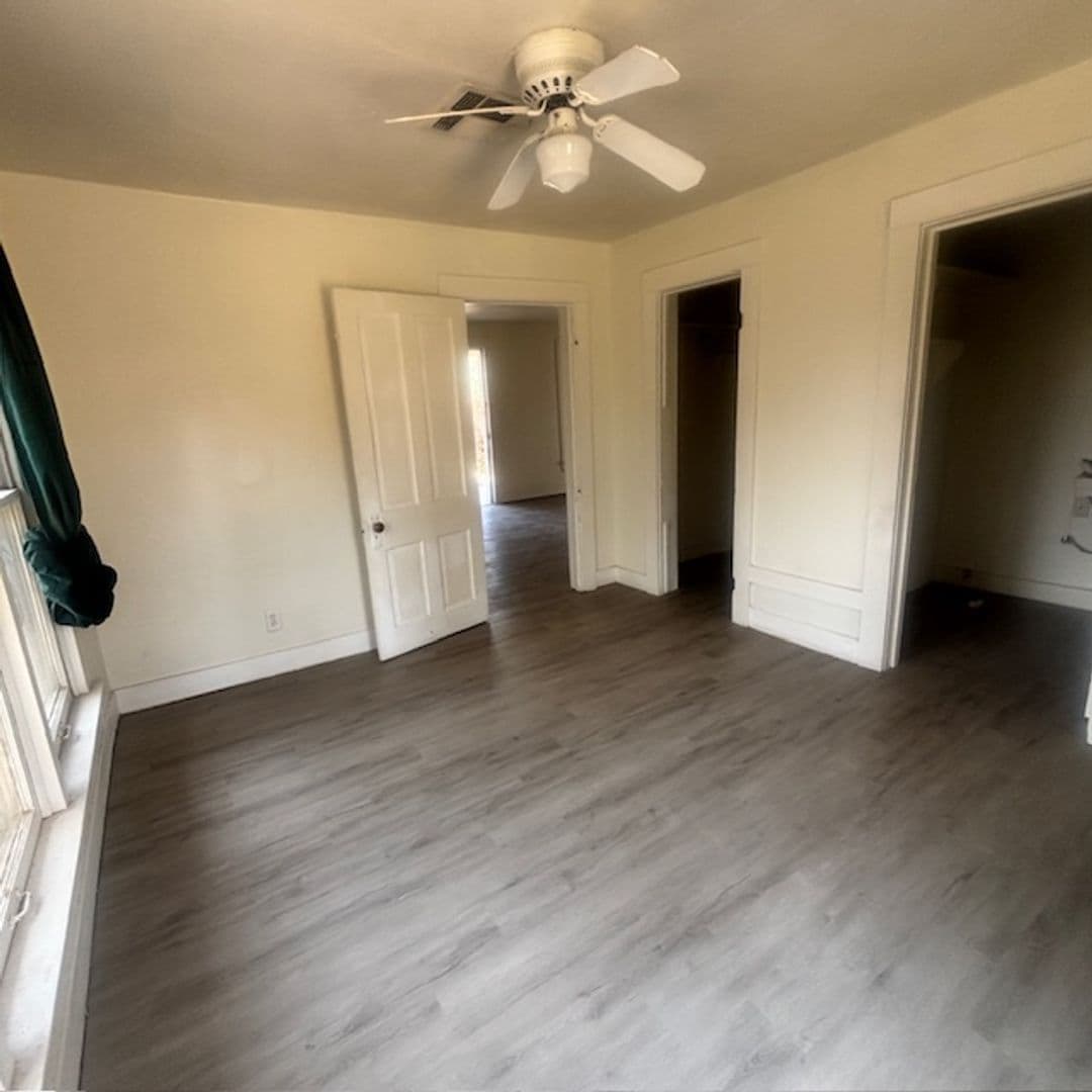 Tempe House: 1215 S Farmer