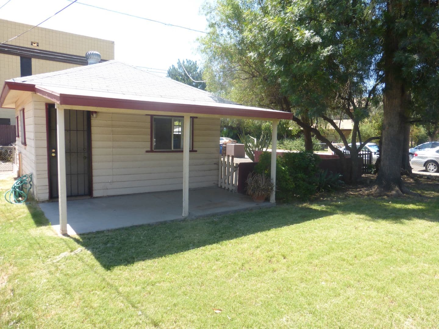 Tempe House: 407 W. Howe