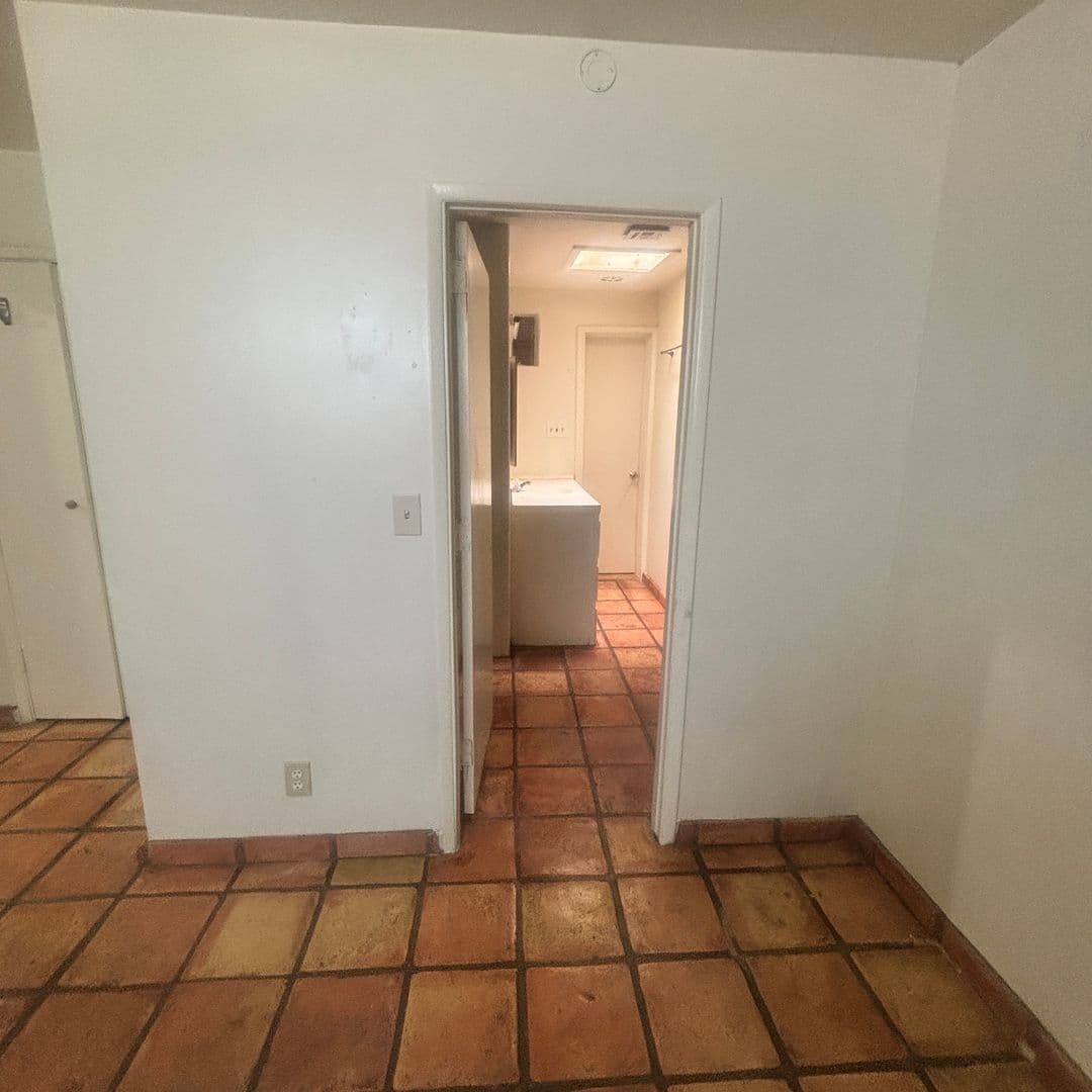 Tempe Apartment: 1409 S Mill