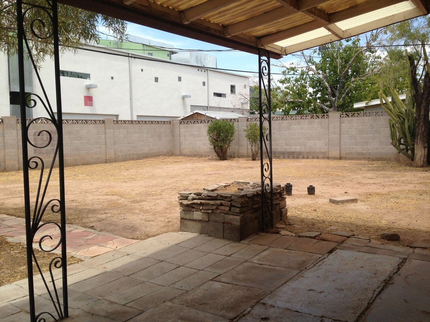 Tempe House: 1118 W 9th Street