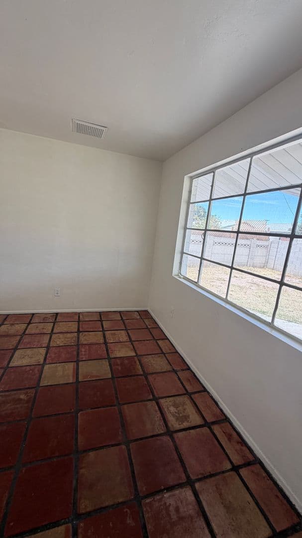 Tempe House: 1204 W. 7th Street