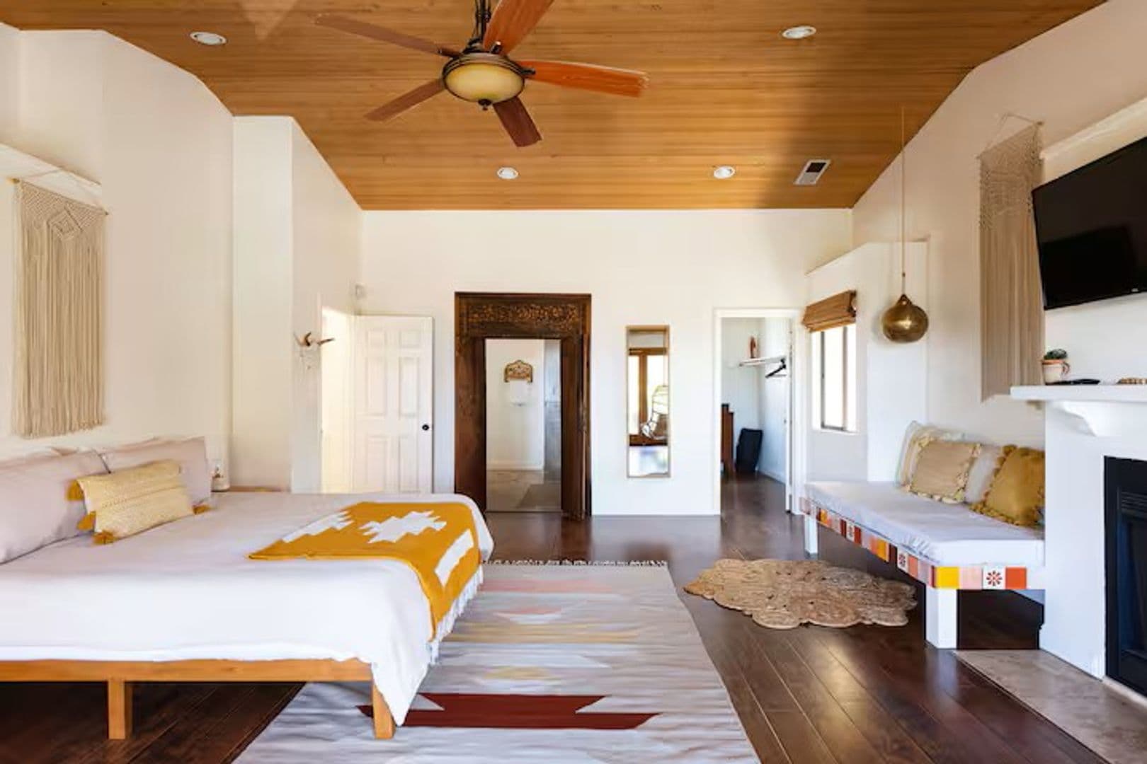 Encinitas House: 837 4th Street