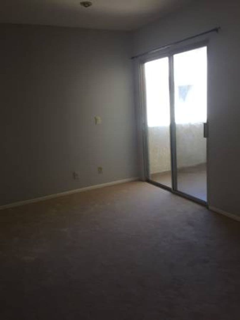 Tarzana Condo: 5644 Yolanda Ave