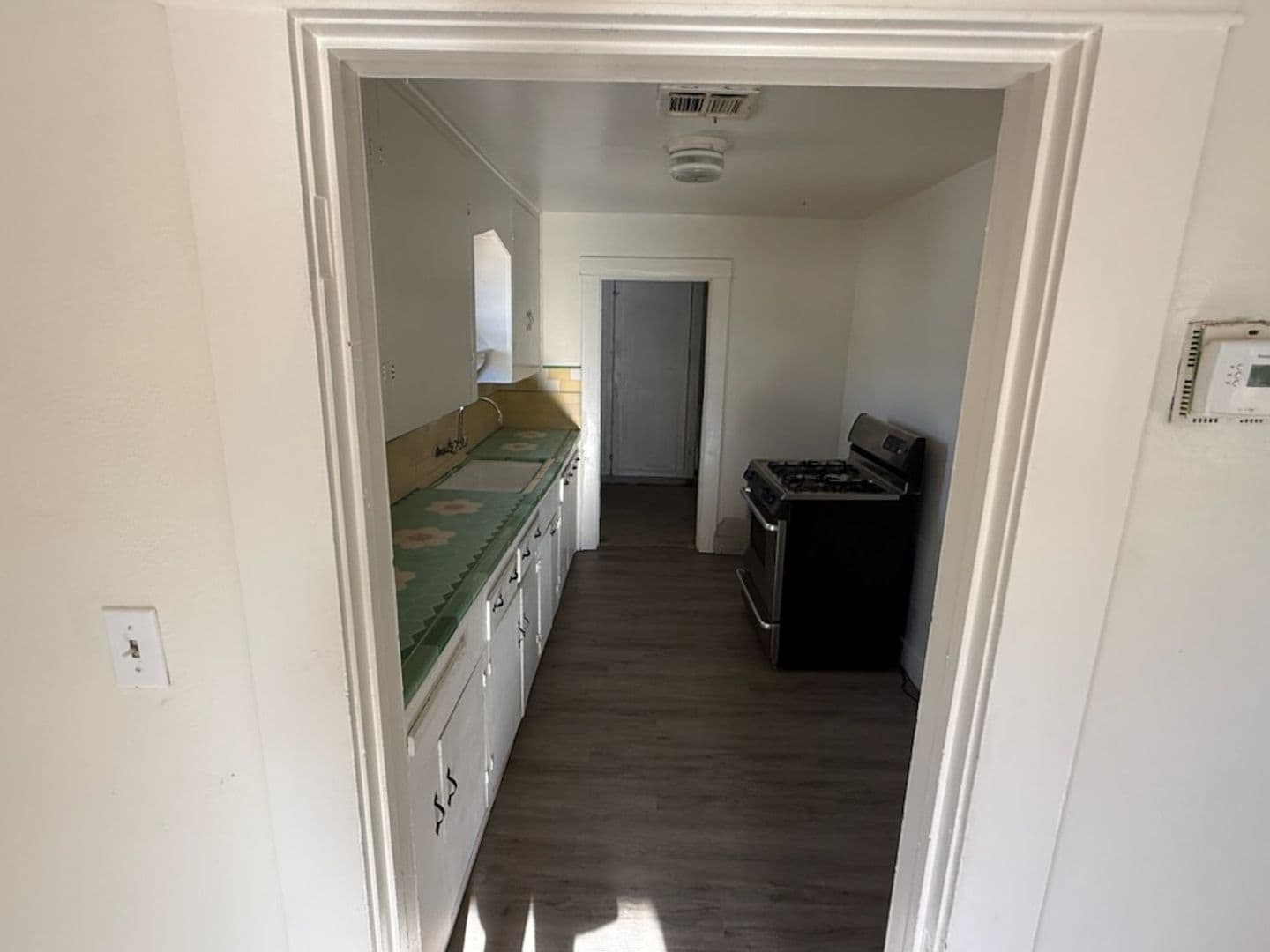 Tempe House: 1215 S Farmer