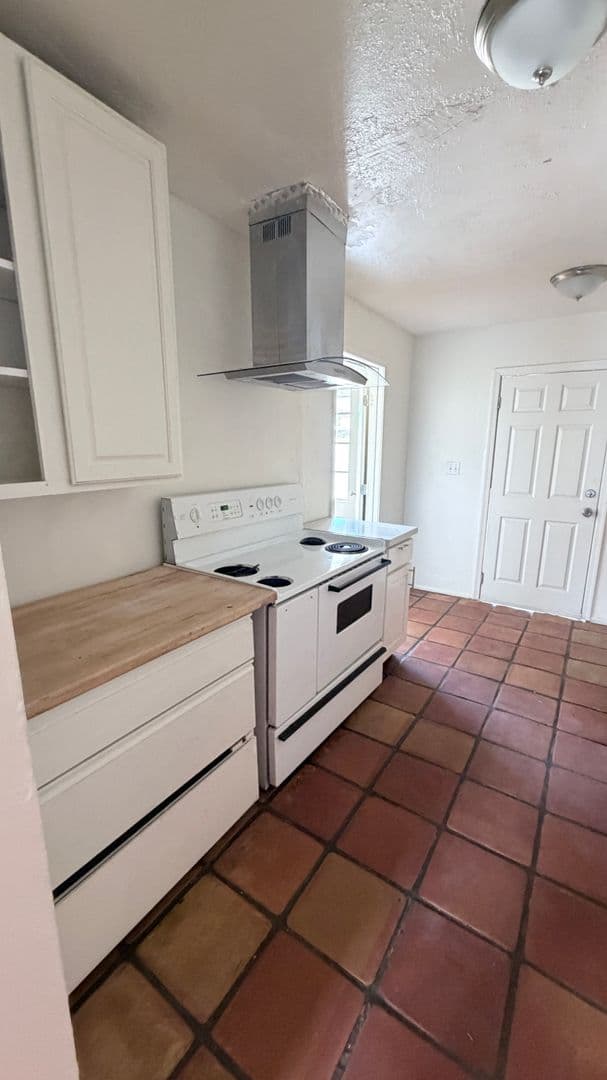 Tempe House: 1204 W. 7th Street