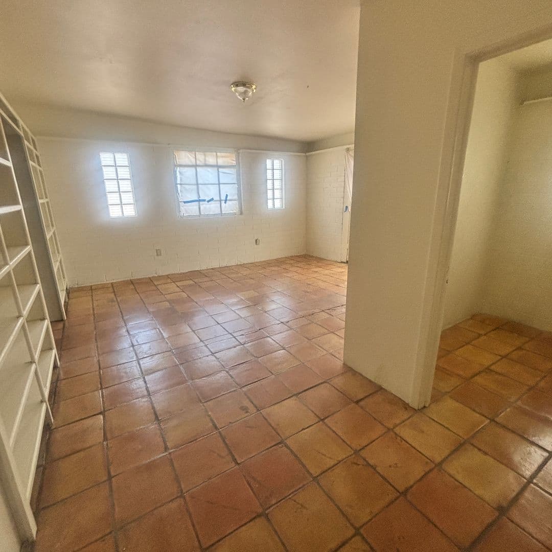 Tempe Apartment: 1409 S Mill