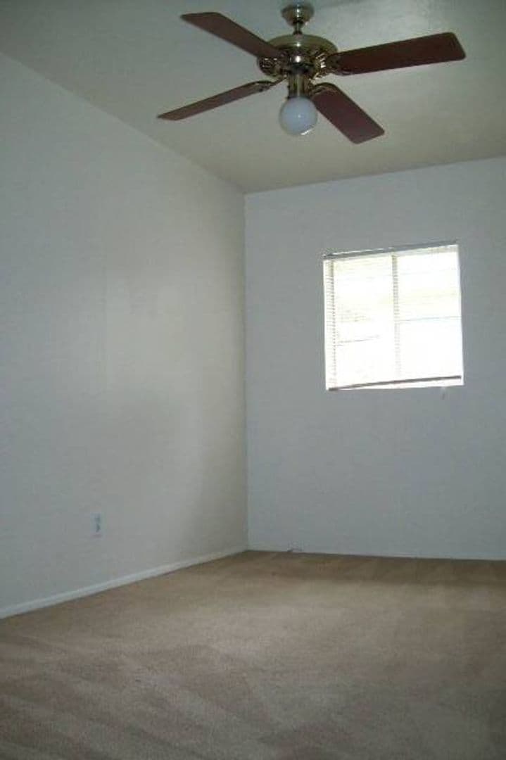 Tempe House: 524 W Howe