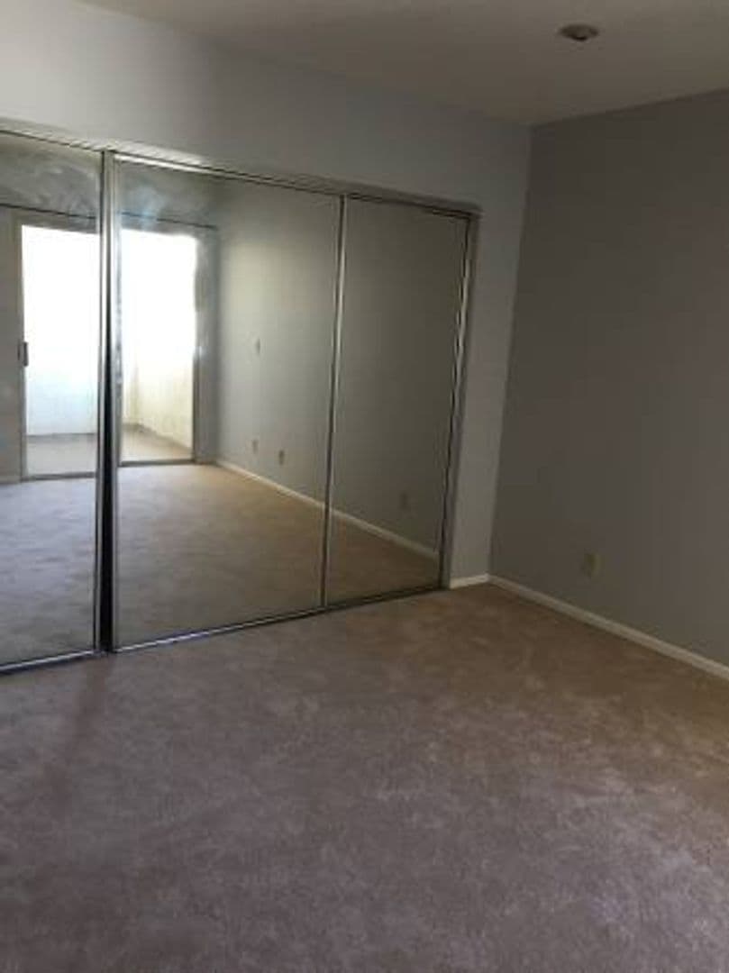Tarzana Condo: 5644 Yolanda Ave