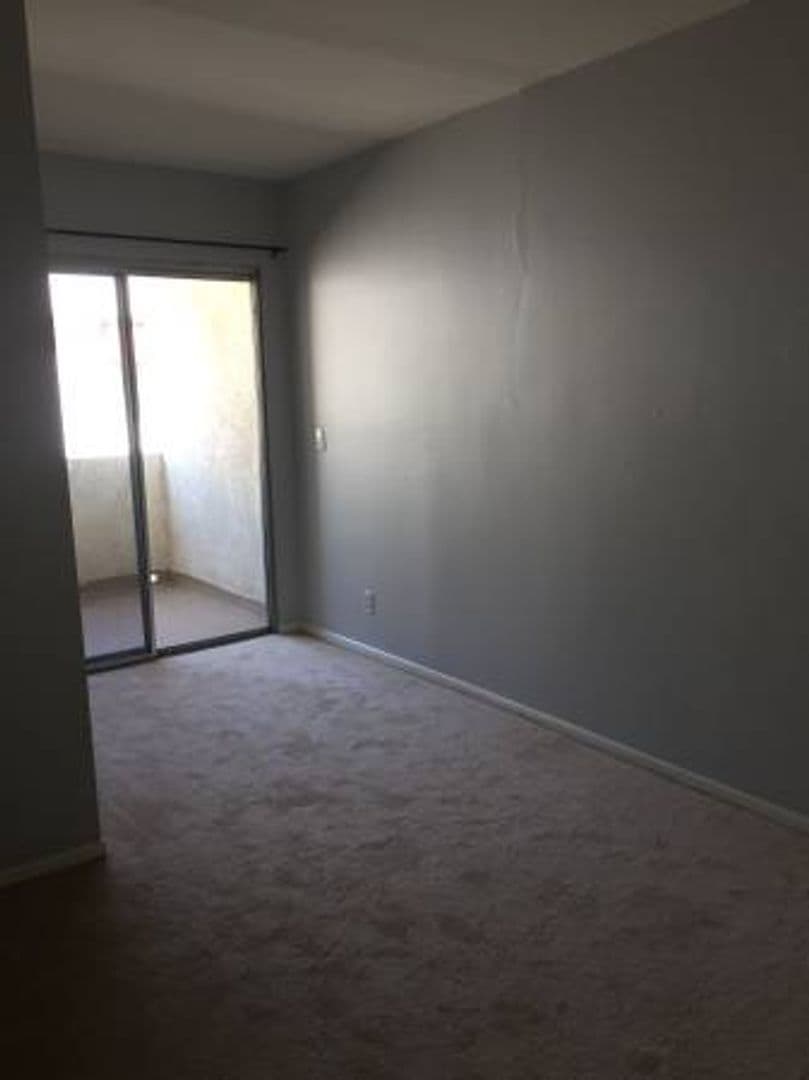 Tarzana Condo: 5644 Yolanda Ave