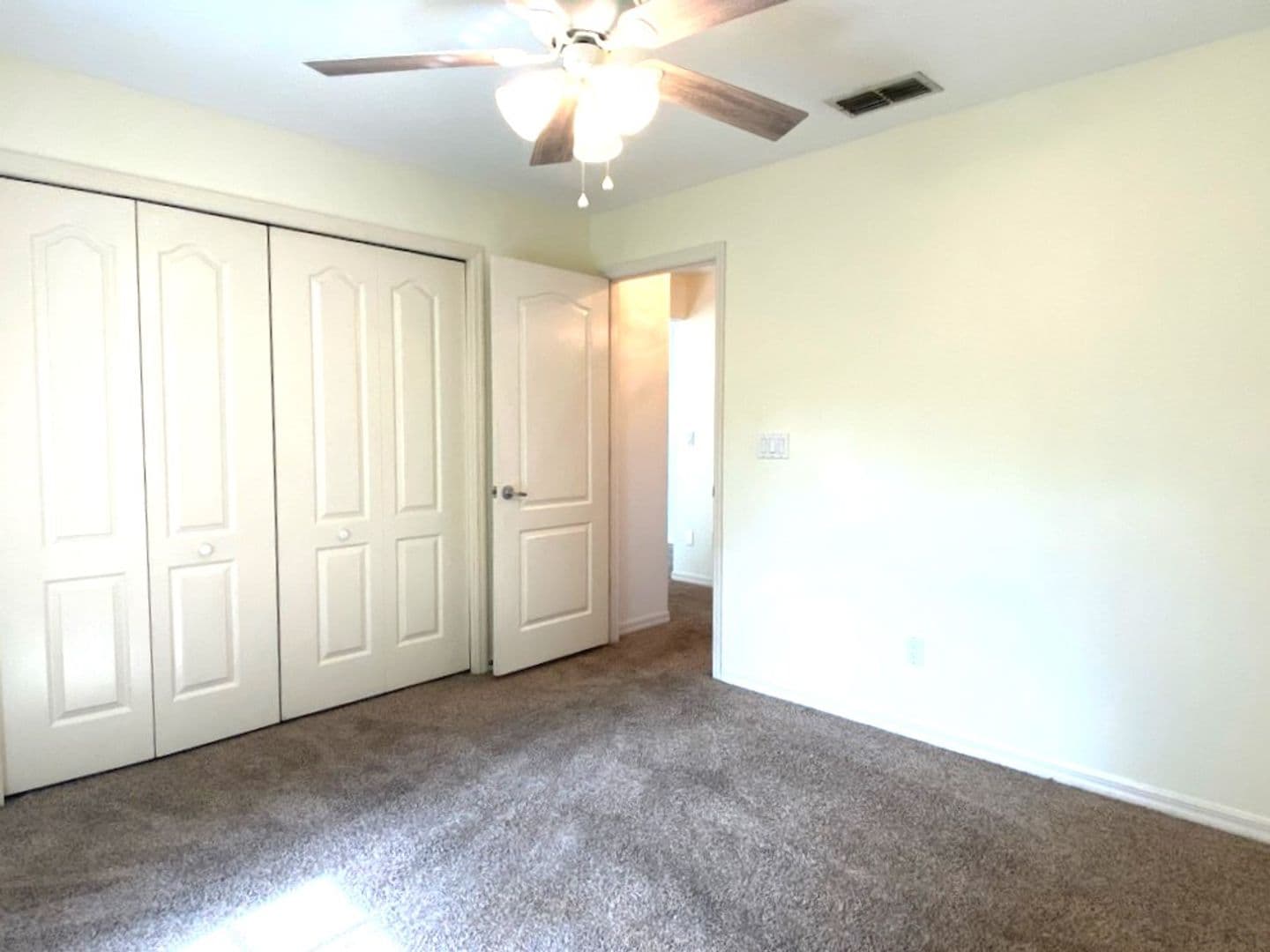 Ormond Beach House: 552 Woodgrove St.