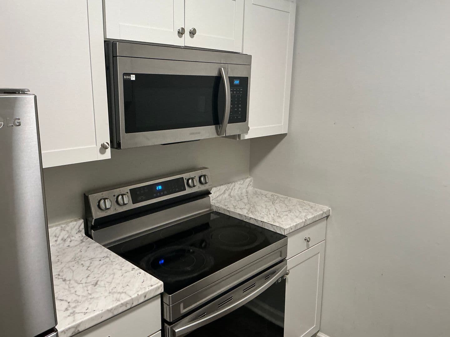 Columbia Apartment: 1005 Piney Woods Rd.
