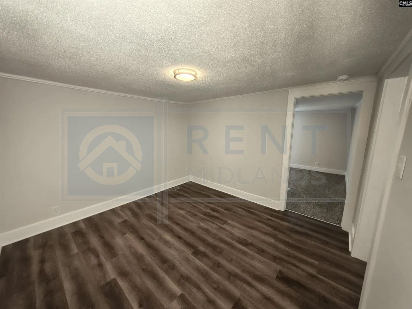 Blythewood House: 804 Sandfield Rd