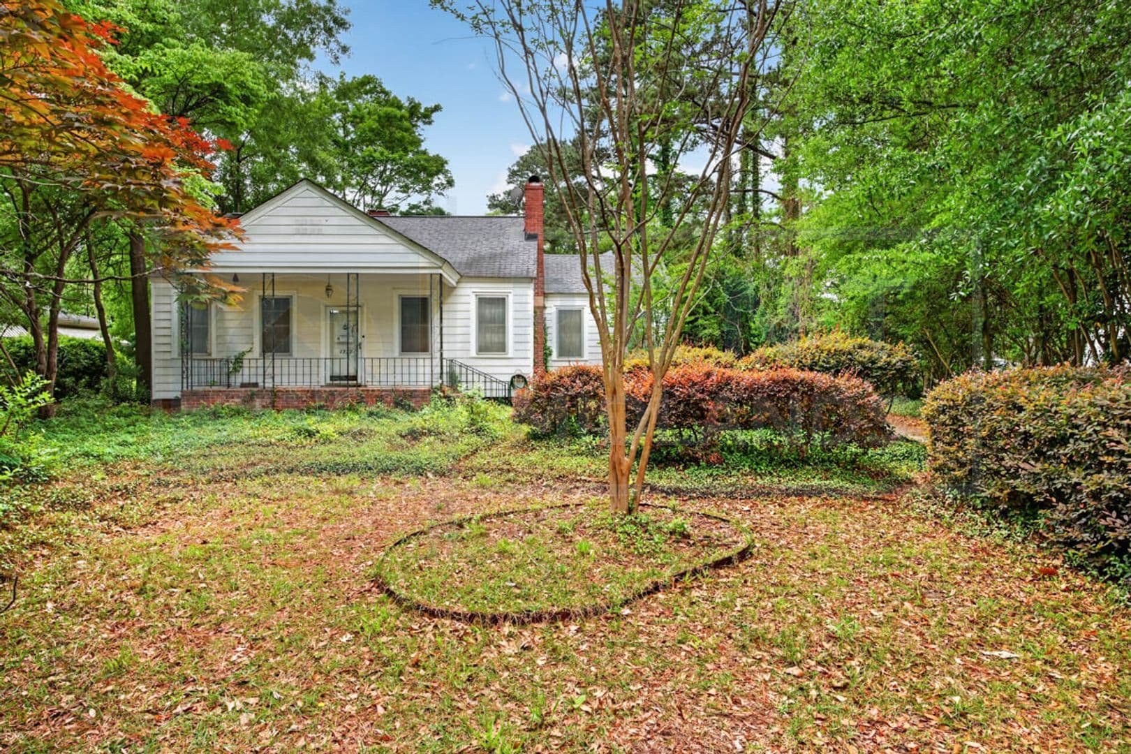 Cayce House: 1232 Axtell Dr
