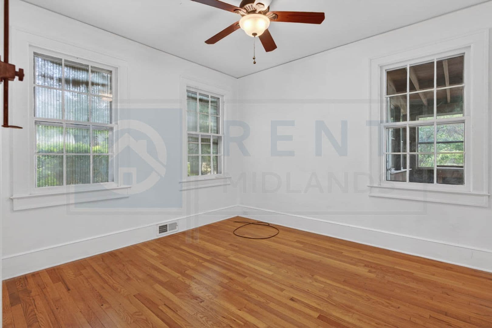 Cayce House: 1232 Axtell Dr