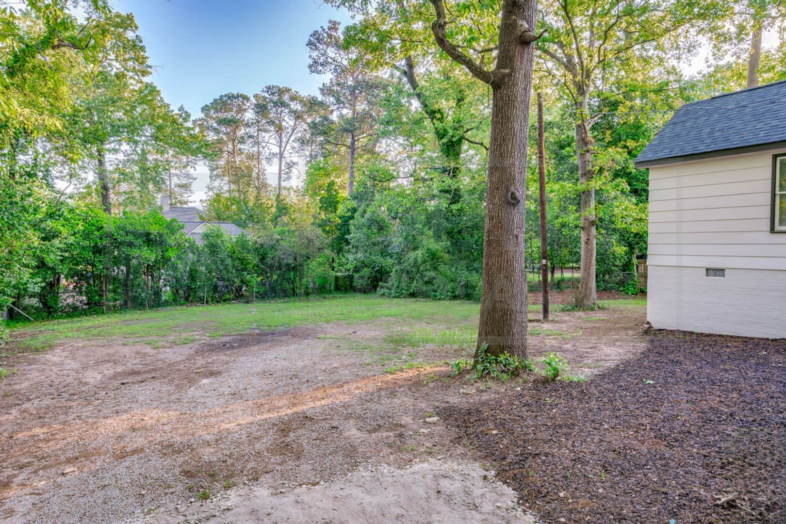 Columbia House: 2903 Trenholm Rd