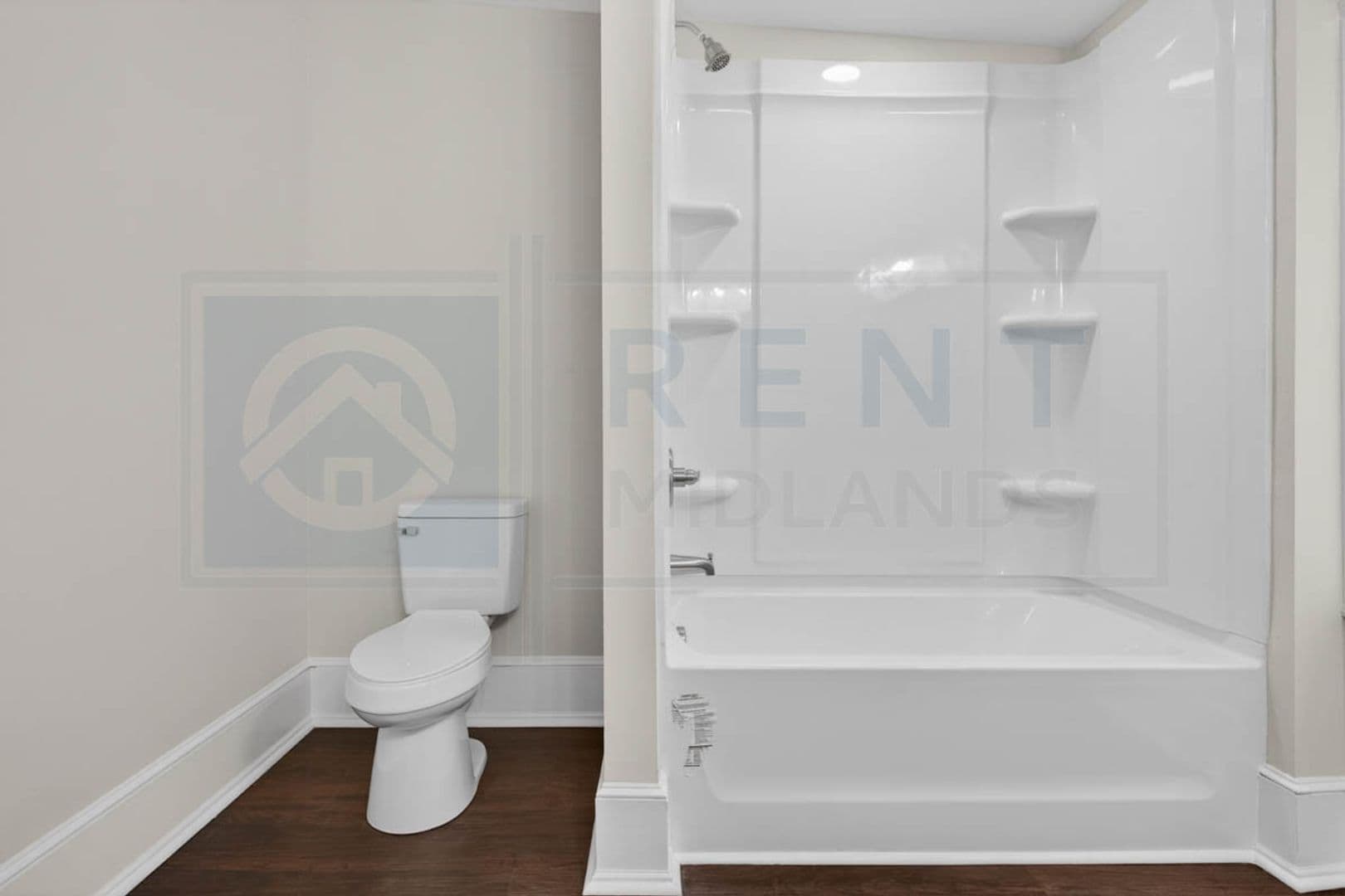 Columbia Apartment: 2901 Park St.